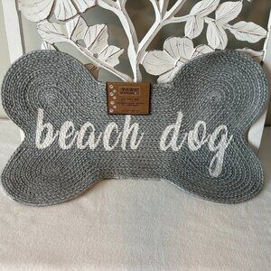 NWT - Paws of Distinction Dog Pet Bowl Mat
